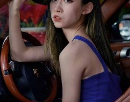 好文翻拍—女人是老虎