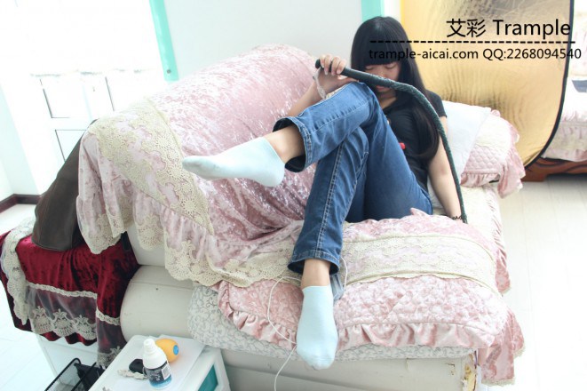 【冰时代】极品嫩模小玉 脏帆布鞋臭袜子羞辱