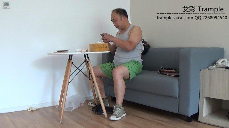 剧情片大腿下的冤魂