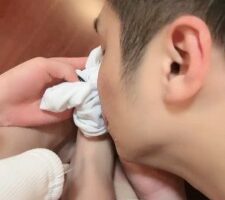 【桃幼幼】反绑强制鞭打踩踏/骑马/洗脚水窒息 bf26361