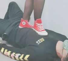 【小欣欣情侣】开发蹂躏脚垫/帆布鞋小白鞋暴力跳踩 bf26942
