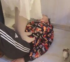 【依依子】肉丝全体重踩踏/鞭打/虐乳臭脚狂舔 bf27446