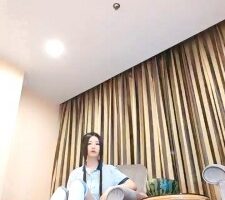 【沉鱼圣上】萝莉学生白丝惩罚偷吃狗 bf27829