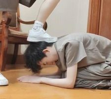 【米噢】萝莉主小白鞋碾压狗/裸足喂食酸奶深喉 bf28497