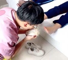 【精神小妹】校服双S学生-闻舔超臭白袜/裸足踩踏 bf29579