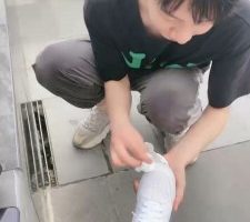 【樱桃大大】户外偶遇粉丝白鞋虐 bf33485
