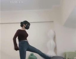 【不期而遇】舔脏鞋底闻白袜/重度踢踹 bf33968