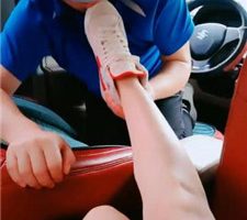 【雨落大人】车内给狗立规矩-恋足舔/深喉 JS23101515