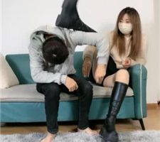 【肉肉】猥琐的代价-长靴踩虐踢踹/碾压狗舌 bf36067