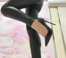 【兔粉粉】窒息玩弄 YC-240127-3
