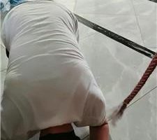 【未央宫】骑马狗爬/跪舔臭脚脏鞋/狗链拴狗 JS240805-7