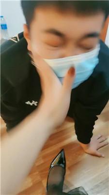 【大庆S】高跟黑丝踩虐脚下奴【完整版】JS241129-39