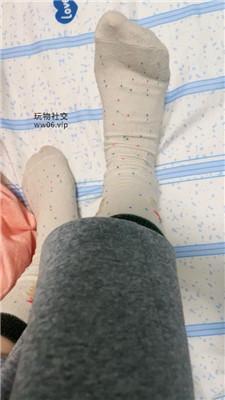 【白兔】母畜伺候主人就寝 JS241201-23