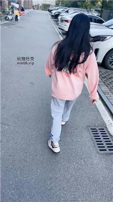 【沐沐大大】户外趁机挑逗闺蜜犬 JS241130-43