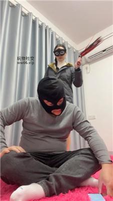 【姗姗】高跟肉丝脚踩/掐乳坐脸 JS241202-47