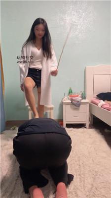 【沐沐大大】强迫抖M喝圣水 bf48605