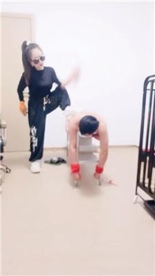 【南月女神】捆绑强制重度虐 JS250123-14