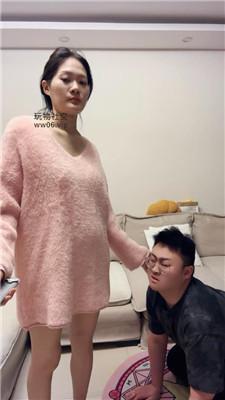 【埋汰】品尝女朋友的玉足 bf49736
