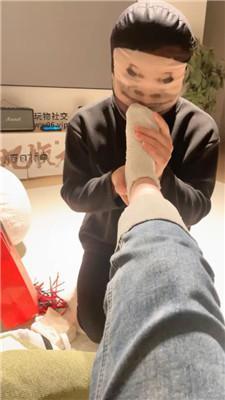 【白兔】毛巾袜辱-伺候沐足 JS250208-7