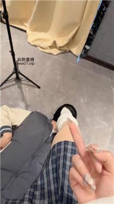 【狗哥】路边开发-皮鞋白袜踩虐 bf50683