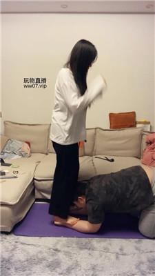 【埋汰】健身后酸臭脚丫踩教练狗 JS250226-14
