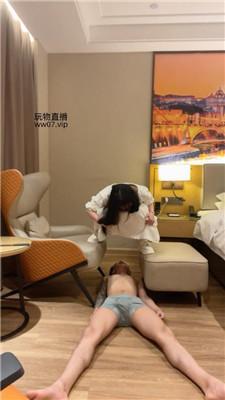 【婉纱】舔地板圣水/吃脏小白鞋白袜 bf50934