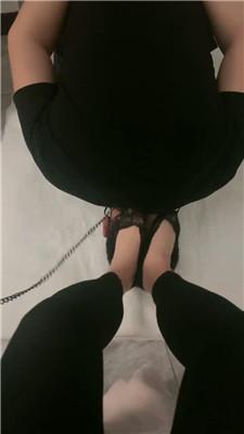 【桃之妖妖】蕾丝船袜挑逗贱奴 JS250327-29