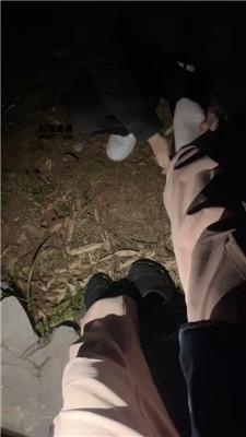 【多米娜】深夜户外玩虐骚奴 JS250403-18