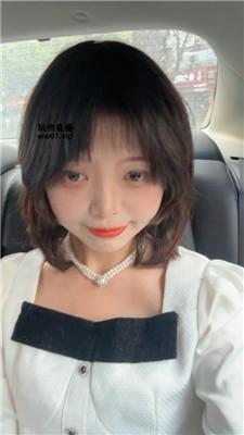 【素人挖掘机】车内调-皮鞋黑丝美腿虐 JS250406-32