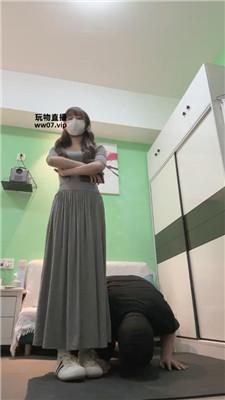 【鹿可】磕头求圣水-黑丝白袜气味辱 bf52232