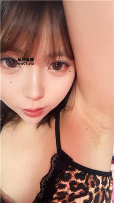 【妈咪酱】做妈妈腋下的一条狗    250415-13
