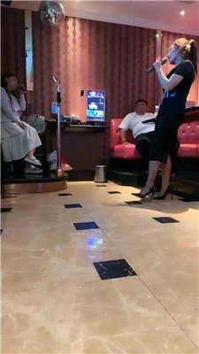 【冷月】圈内KTV聚会群调群虐 bf54087