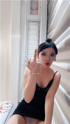【领主】女巨人绿帽羞辱    250609-11