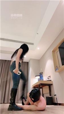 【妮蔻】数据线鞭打-长靴全体重跳踩 bf55946