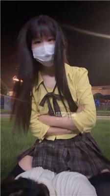 【柚被拿捏了】深夜户外-艺校女神操场调 JS250818-24