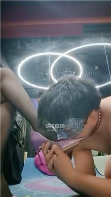 【小姨】遛狗犬化-高跟黑丝碾压踩 JS251003-3