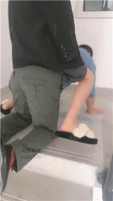 【棠棠殿下】楼道间犬化双奴 JS251007-22