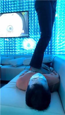 【乐乐】KTV-陪酒小妹的脚奴 JS251203-11