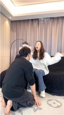 【刘二狗】运动鞋踢踹虐打 JS251204-12