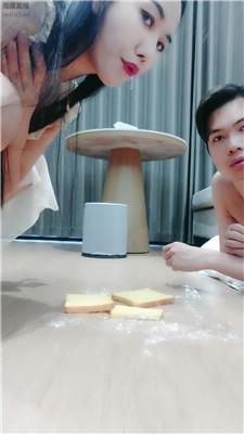 【浅尝】脚踩+口吐喂食 JS251211-7