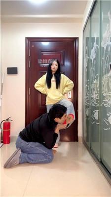 【刘二狗】首次舔大一素人甜妹玉足 JS260122-31