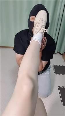 【一点点】第一视角舔鞋舔脚专场   JS261004-6